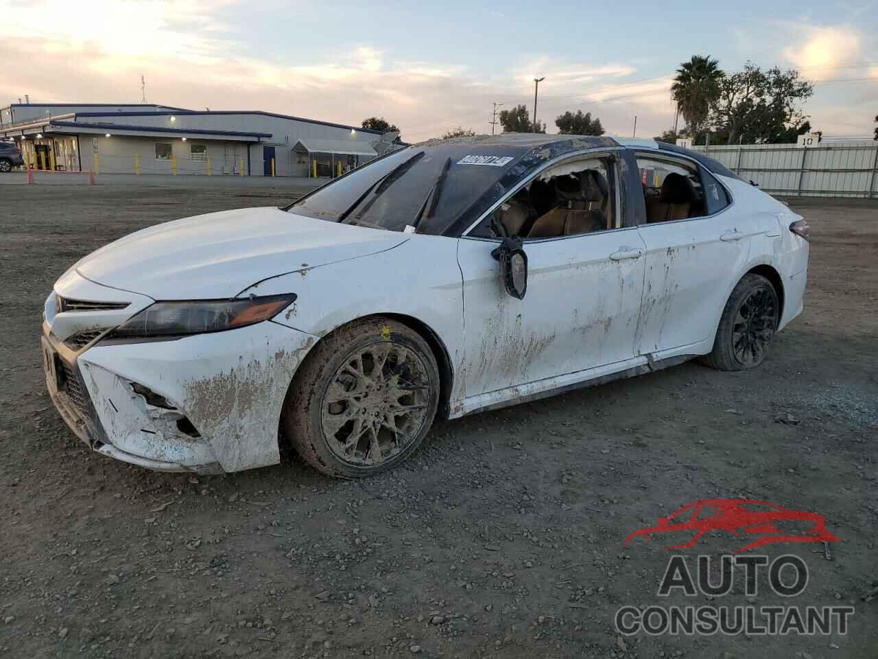 TOYOTA CAMRY 2022 - 4T1G11AK4NU646672