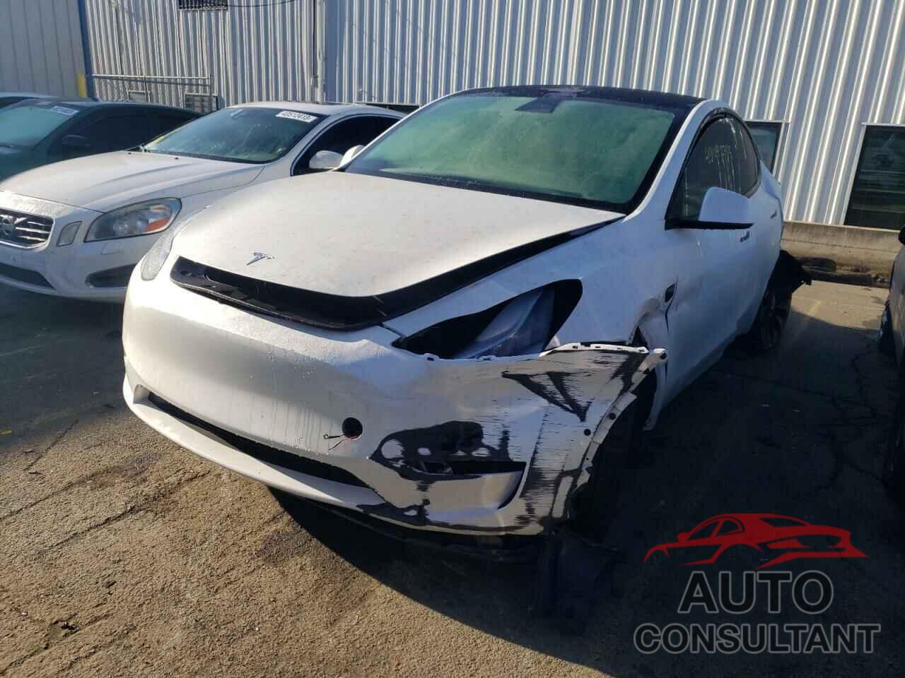 TESLA MODEL Y 2021 - 5YJYGDEF9MF096706