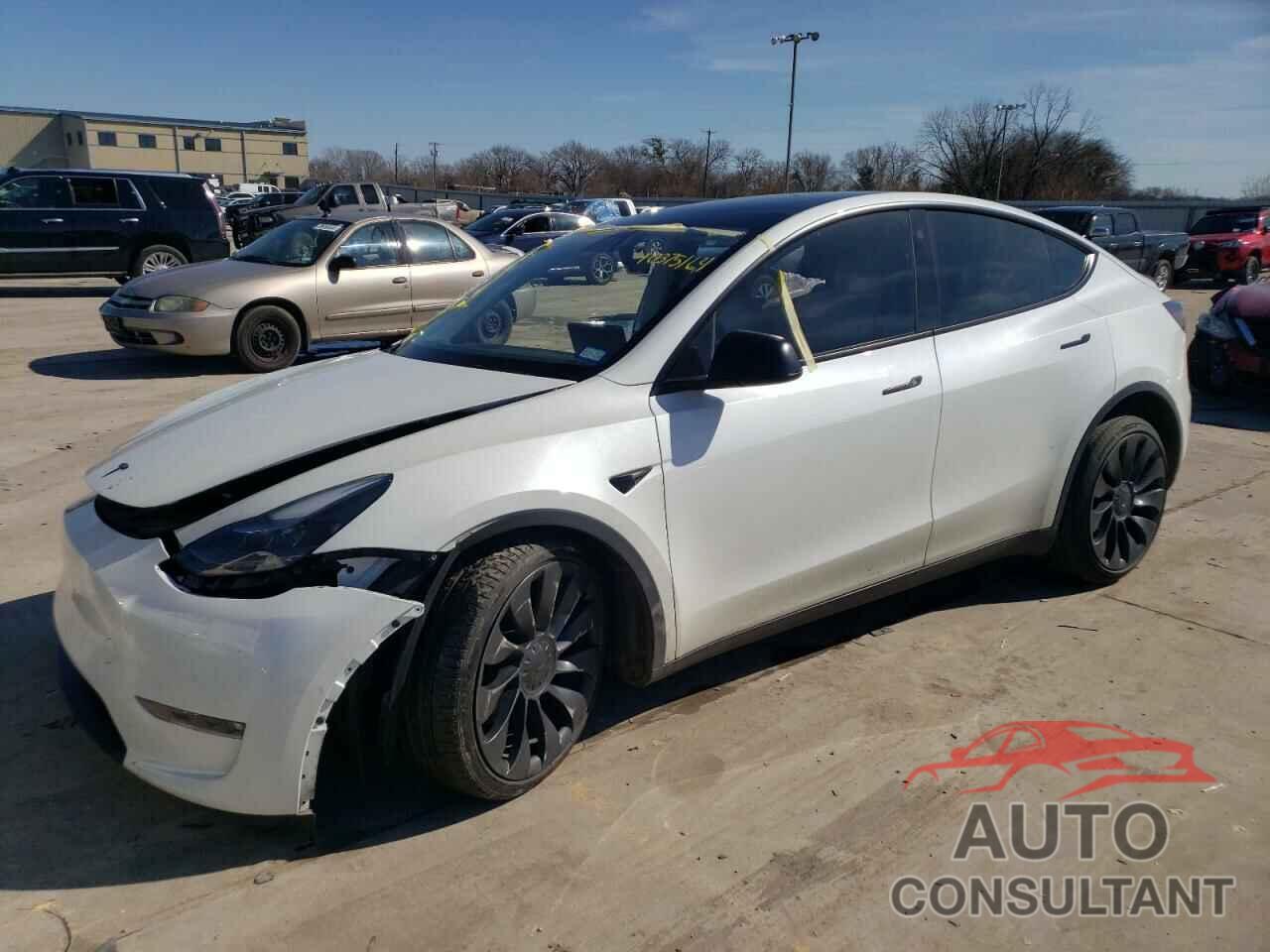 TESLA MODEL Y 2021 - 5YJYGDEFXMF146447