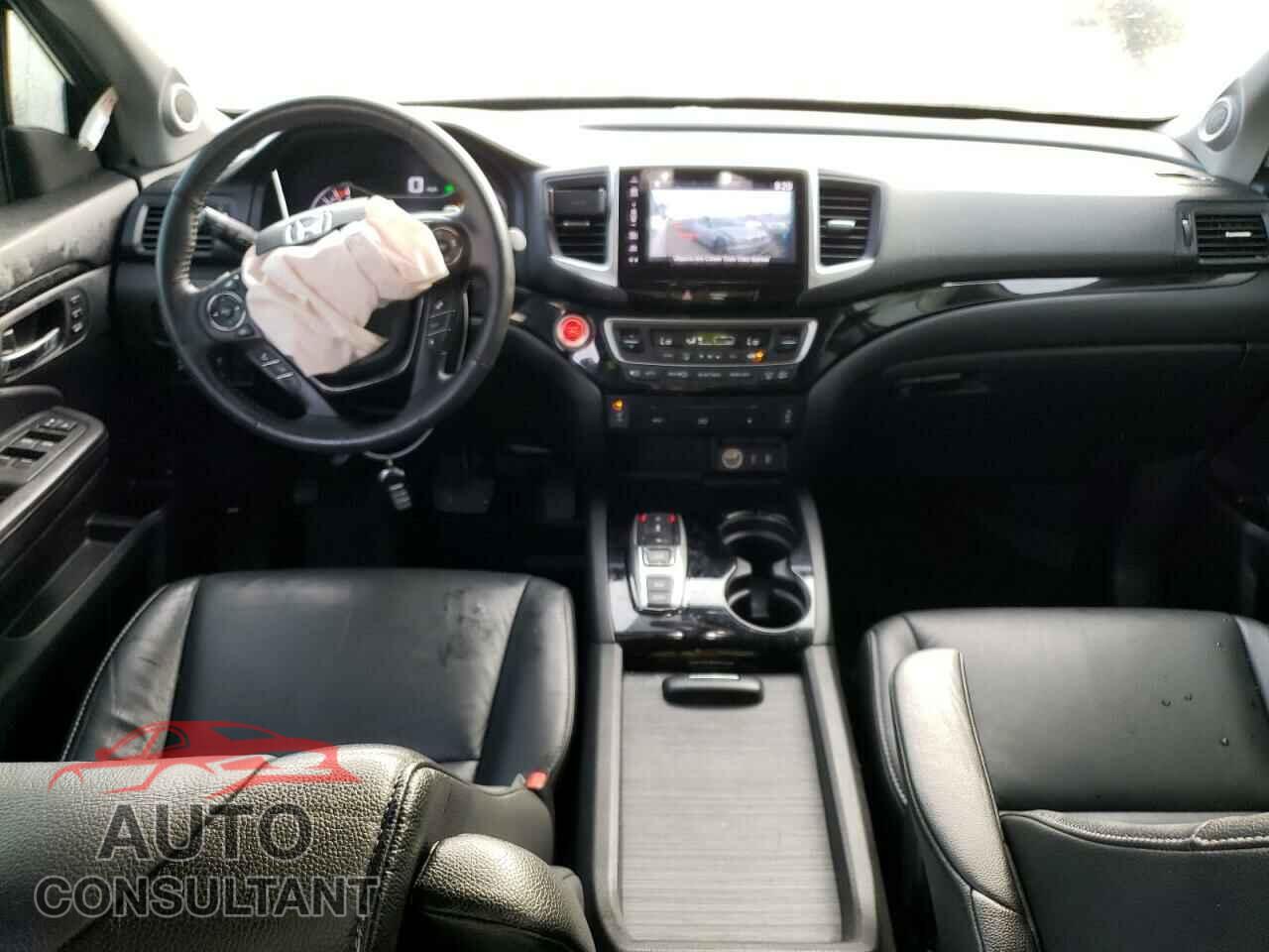 HONDA PILOT 2017 - 5FNYF6H96HB089125