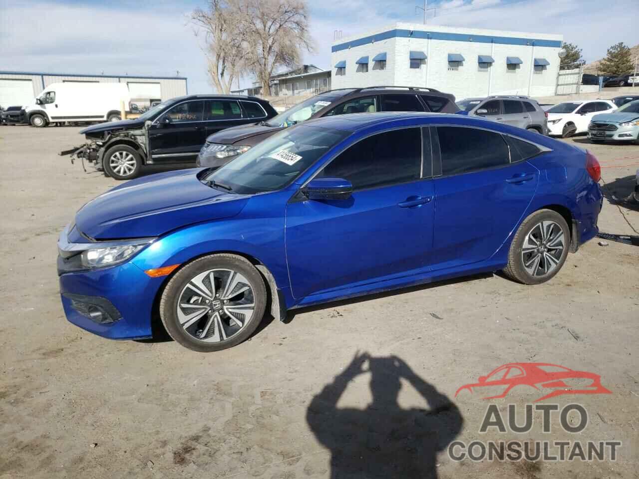 HONDA CIVIC 2018 - JHMFC1F39JX035345