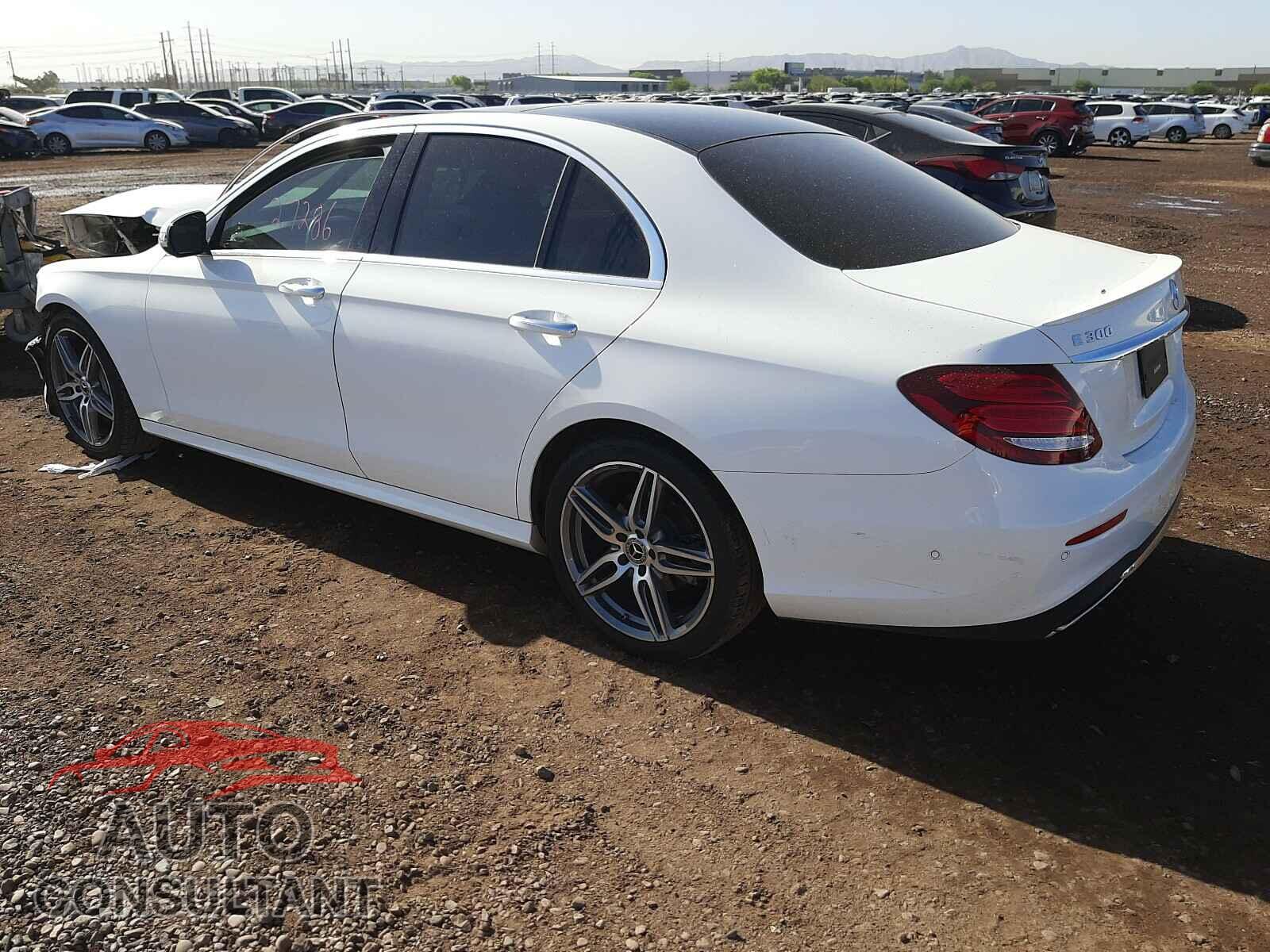 MERCEDES-BENZ E CLASS 2018 - WDDZF4JB8JA436562