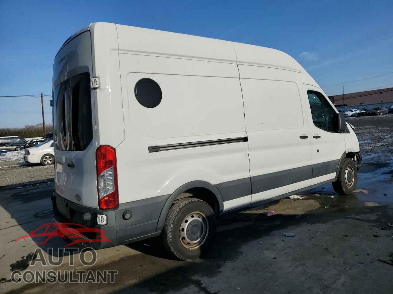 FORD TRANSIT 2016 - 1FTYR2XG2GKB31081