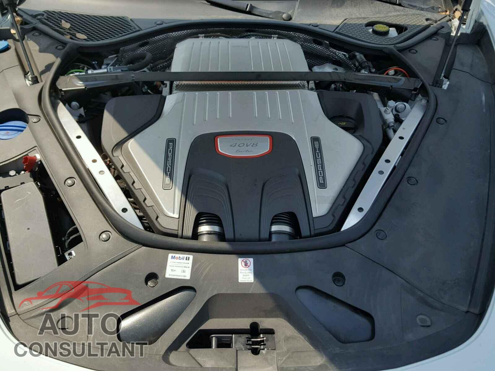 PORSCHE PANAMERA 2017 - WP0AF2A7XHL153313