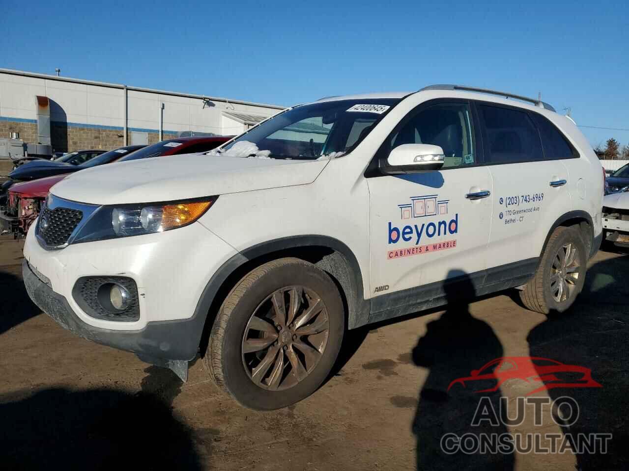 KIA SORENTO 2011 - 5XYKUCA12BG037747