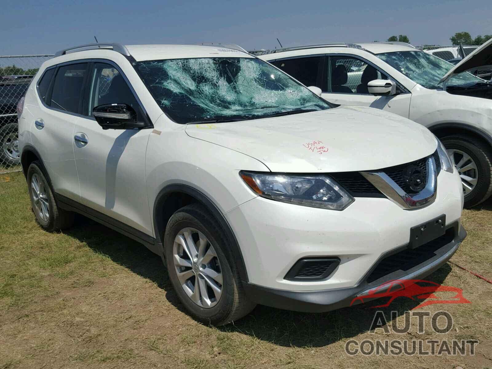 NISSAN ROGUE S 2015 - KNMAT2MV2FP584303