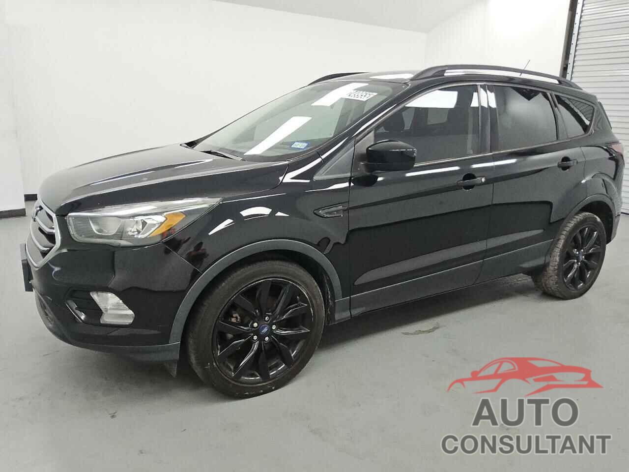 FORD ESCAPE 2018 - 1FMCU0GD5JUA96949