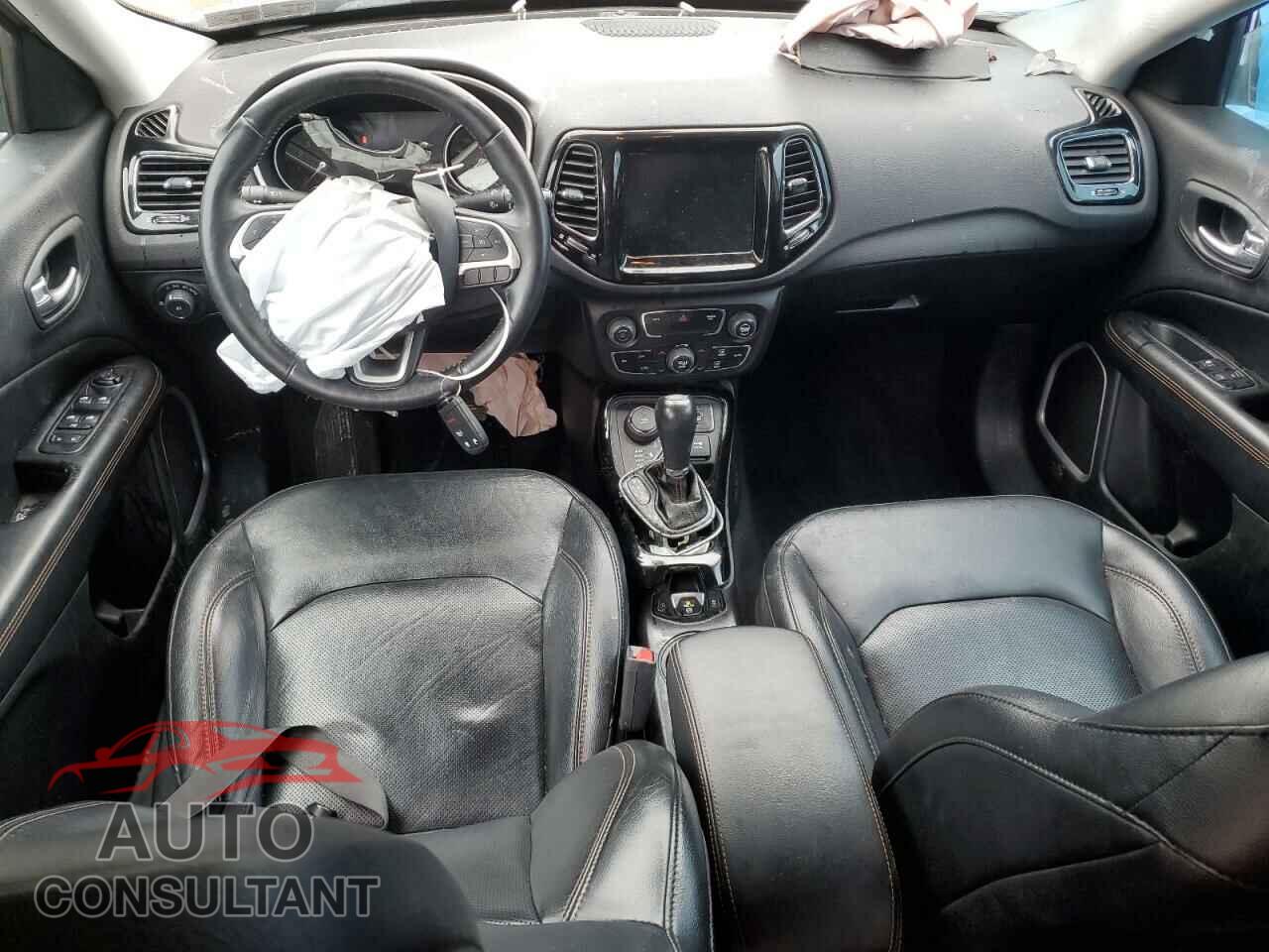 JEEP COMPASS 2018 - 3C4NJDCB4JT433509