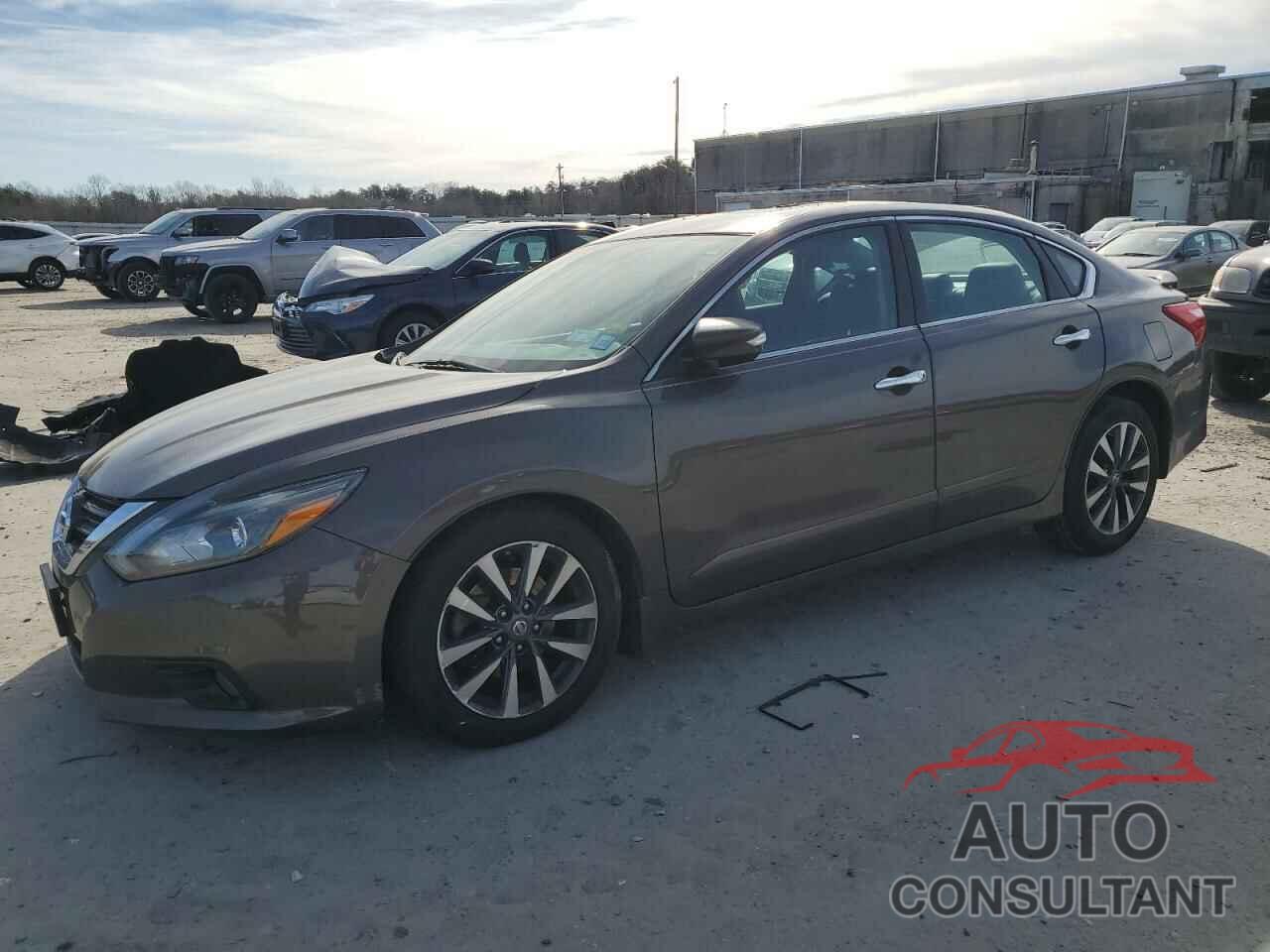 NISSAN ALTIMA 2017 - 1N4AL3AP5HC117355