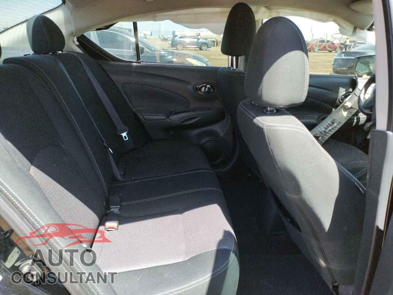 NISSAN VERSA 2017 - 3N1CN7AP1HL802819