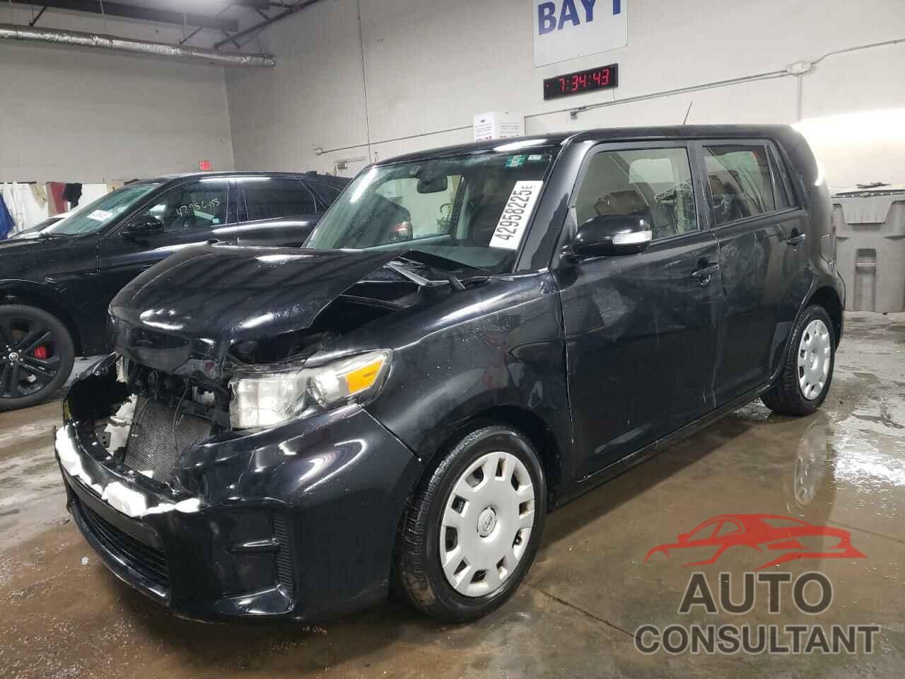 TOYOTA SCION 2012 - JTLZE4FE8CJ030109