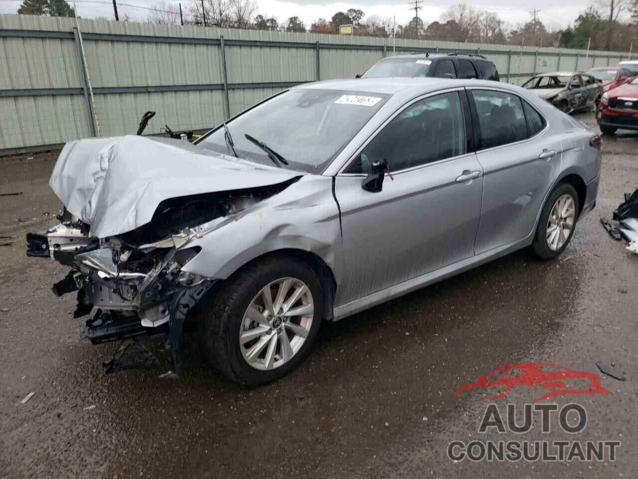 TOYOTA CAMRY 2021 - 4T1C11AK9MU587437