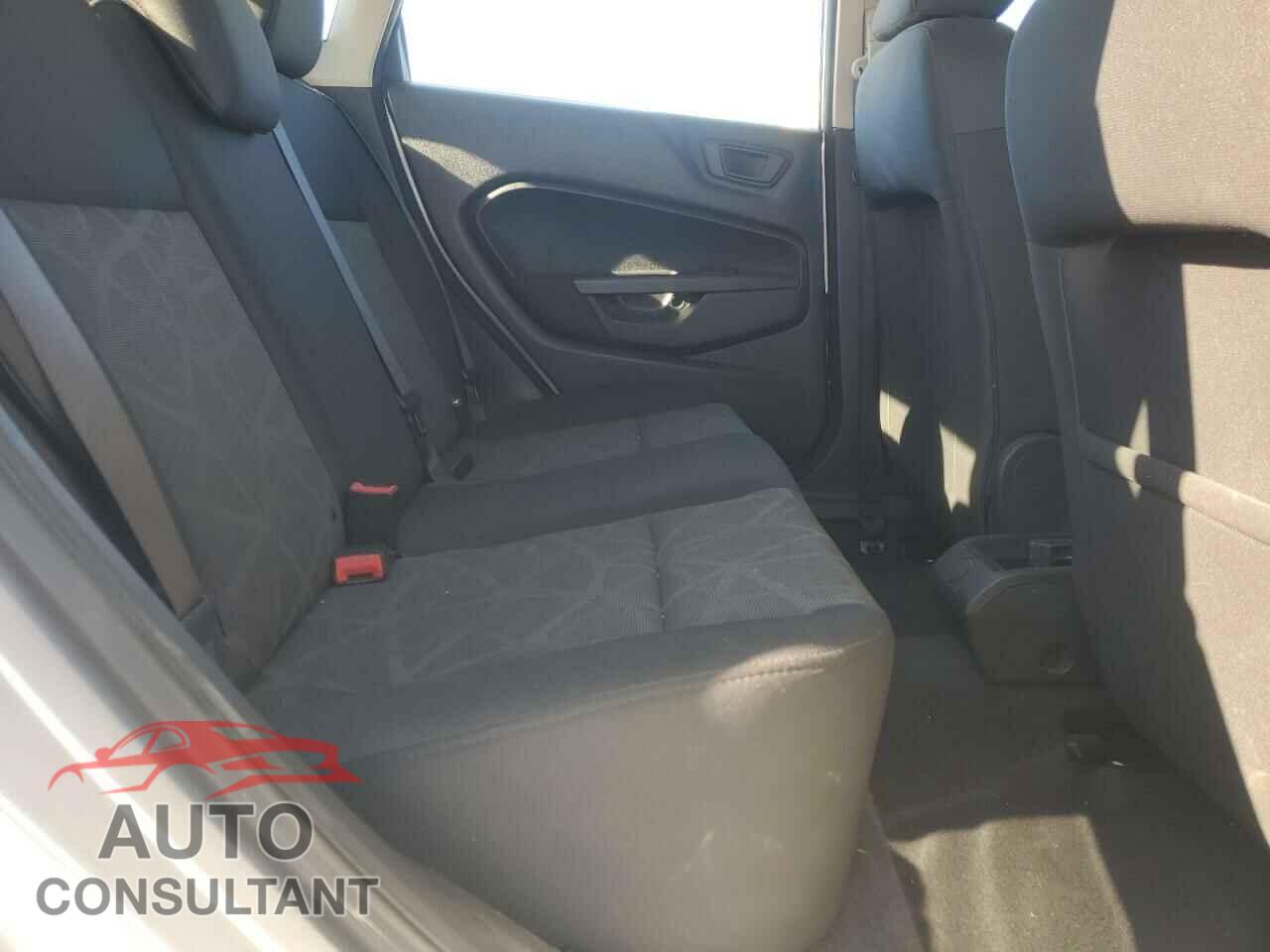 FORD FIESTA 2011 - 3FADP4EJ0BM200324