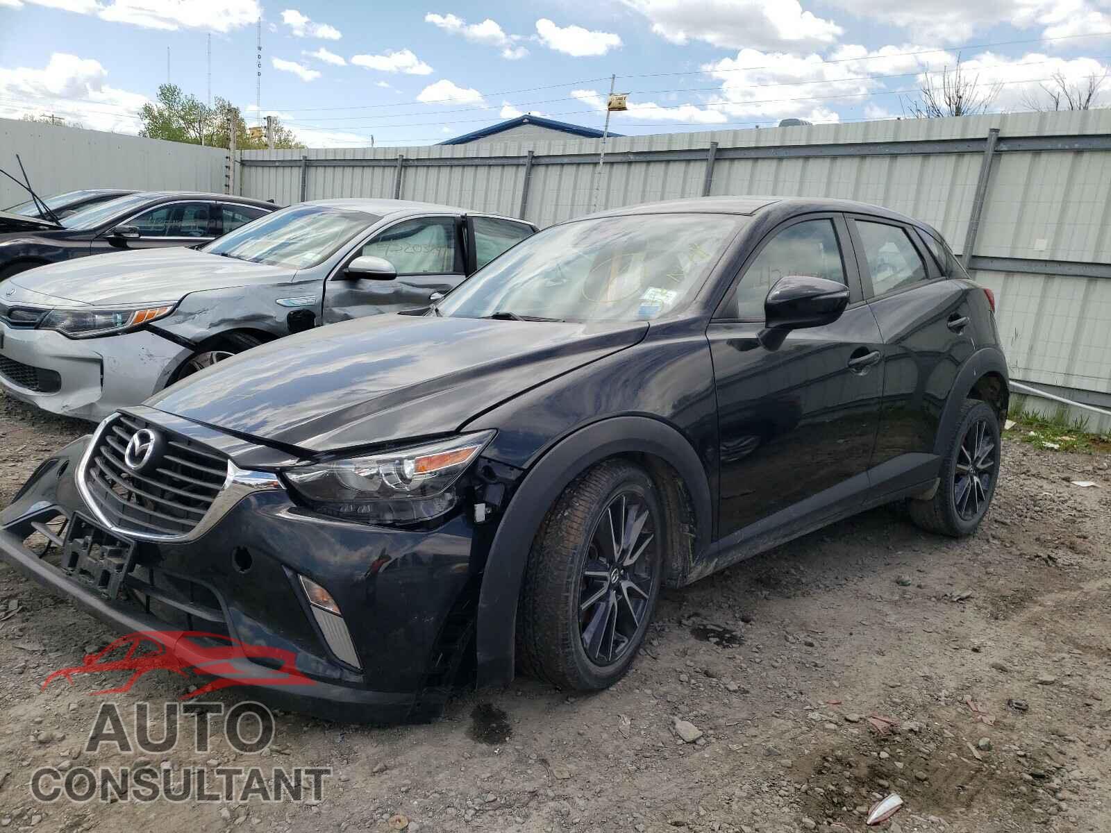 MAZDA CX-3 2018 - JM1DKFC72J0301149