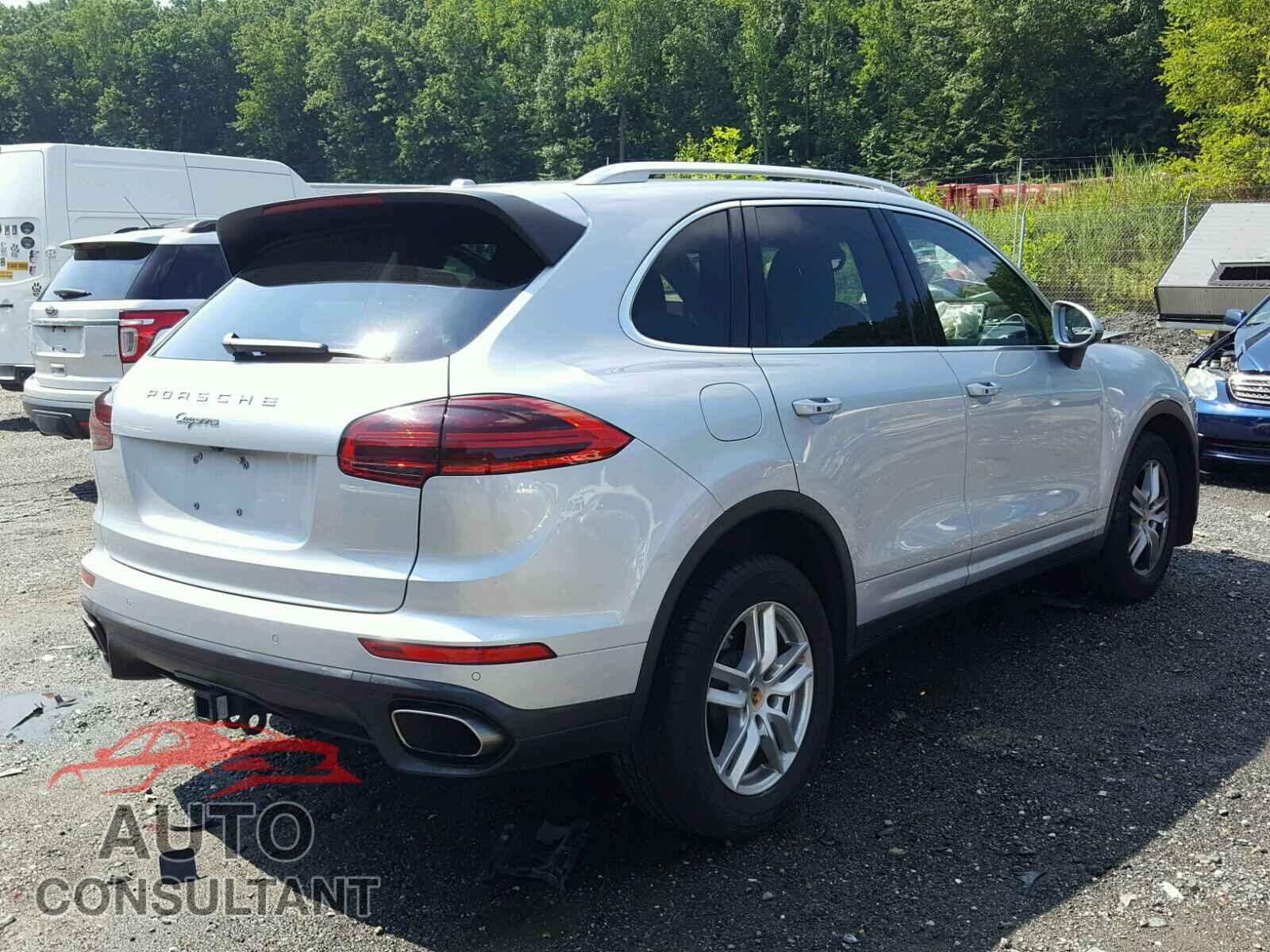 PORSCHE CAYENNE 2016 - WP1AA2A2XGKA08908