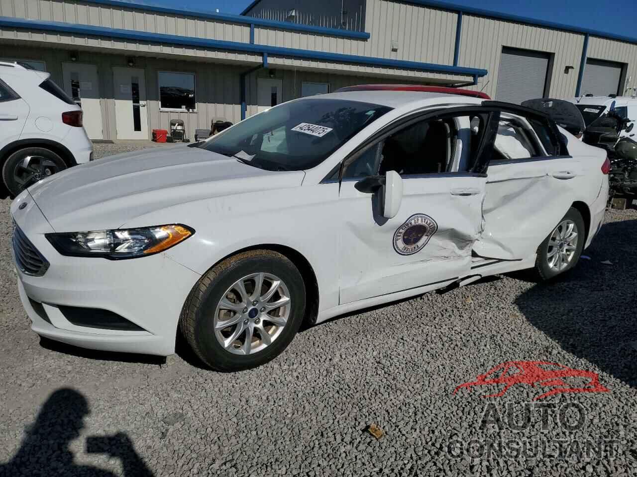 FORD FUSION 2017 - 3FA6P0G79HR196403