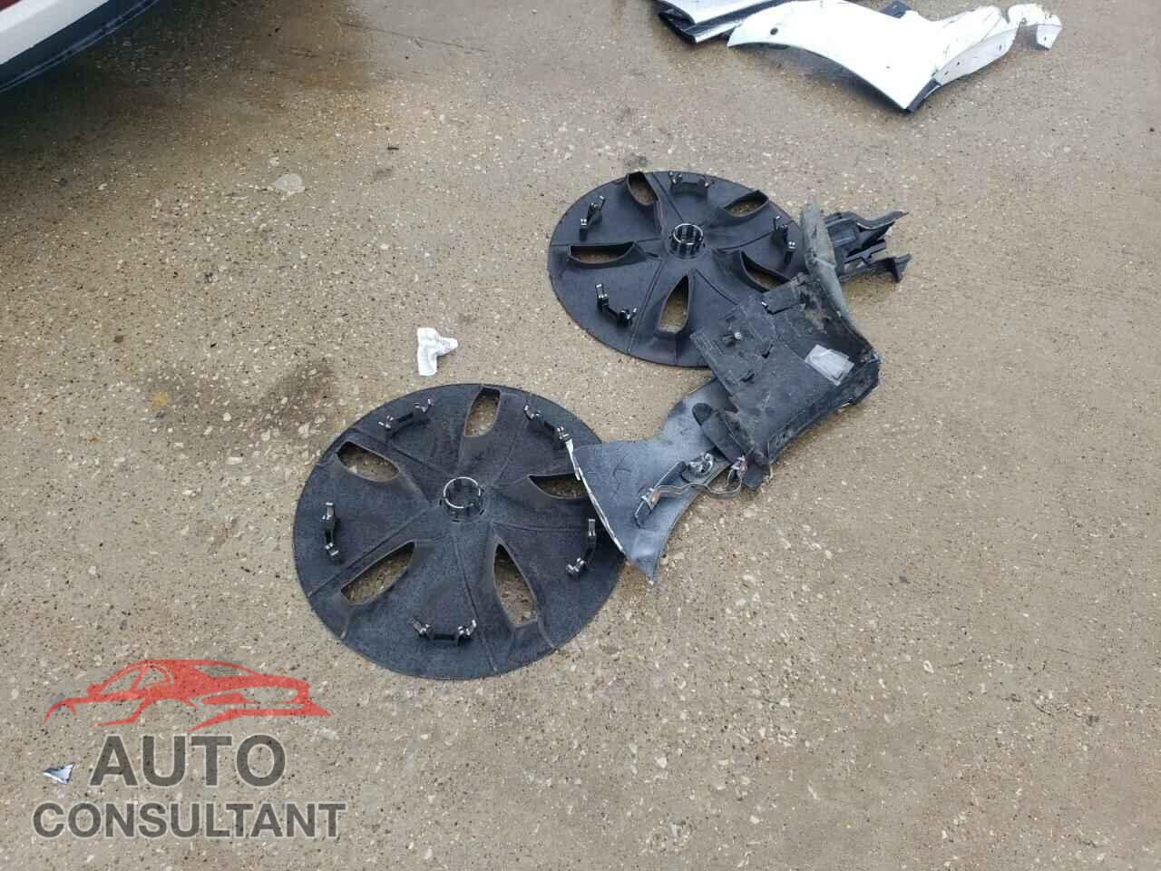 TESLA MODEL 3 2019 - 5YJ3E1EA8KF485000