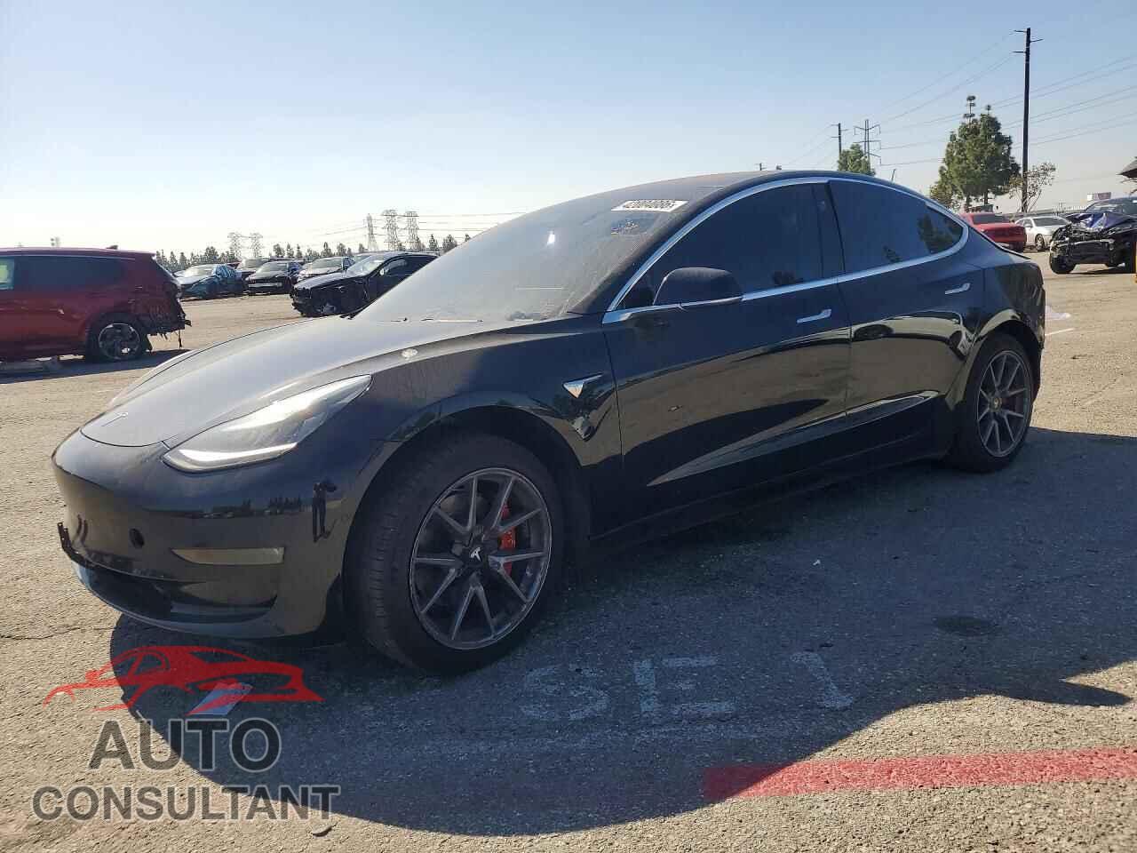 TESLA MODEL 3 2018 - 5YJ3E1EA8JF156456