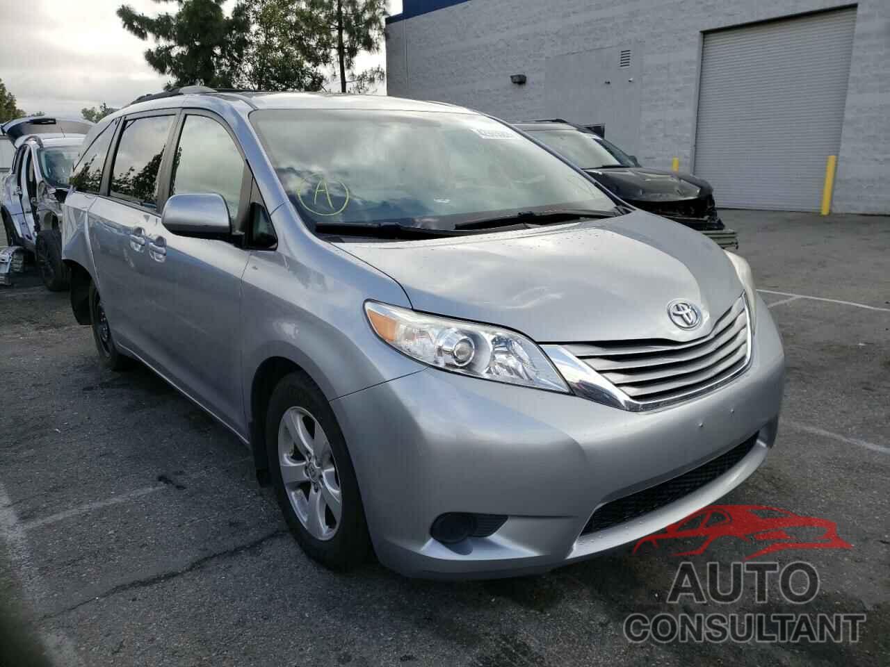 TOYOTA SIENNA 2017 - 5TDKZ3DC3HS819842