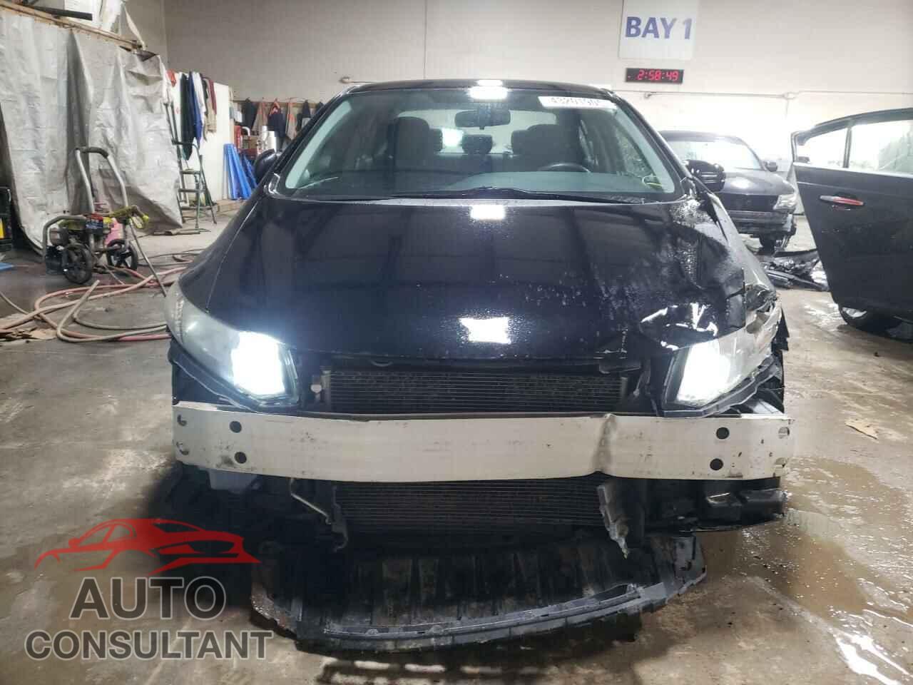 HONDA CIVIC 2015 - 19XFB2F7XFE083182