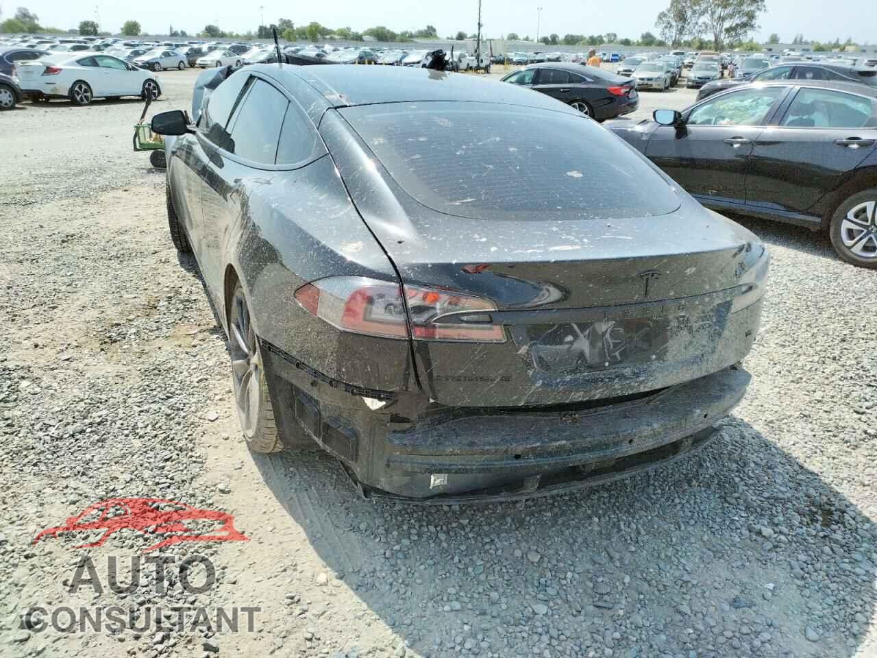 TESLA MODEL S 2017 - 5YJSA1E16HF188694
