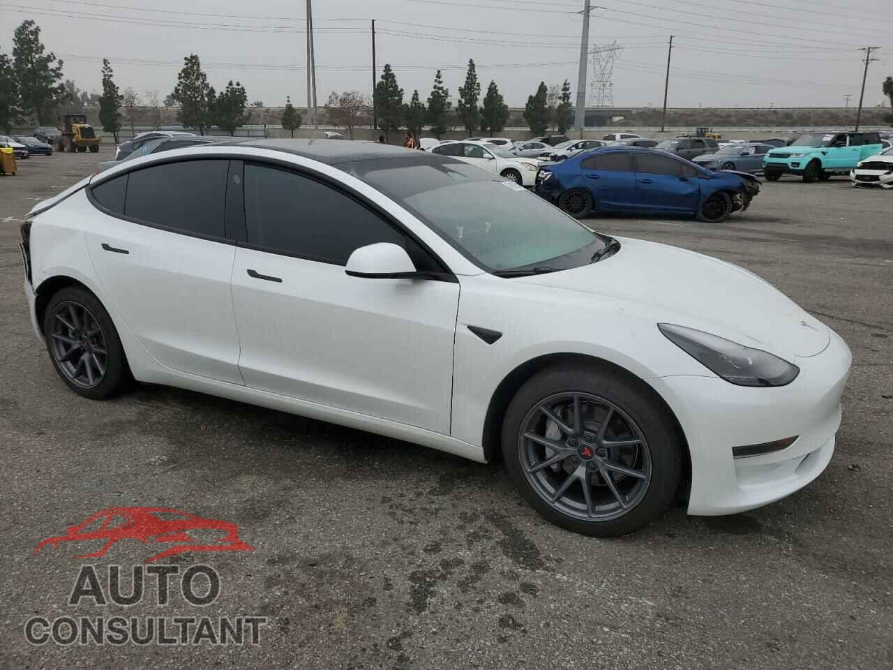 TESLA MODEL 3 2023 - 5YJ3E1EA3PF572763