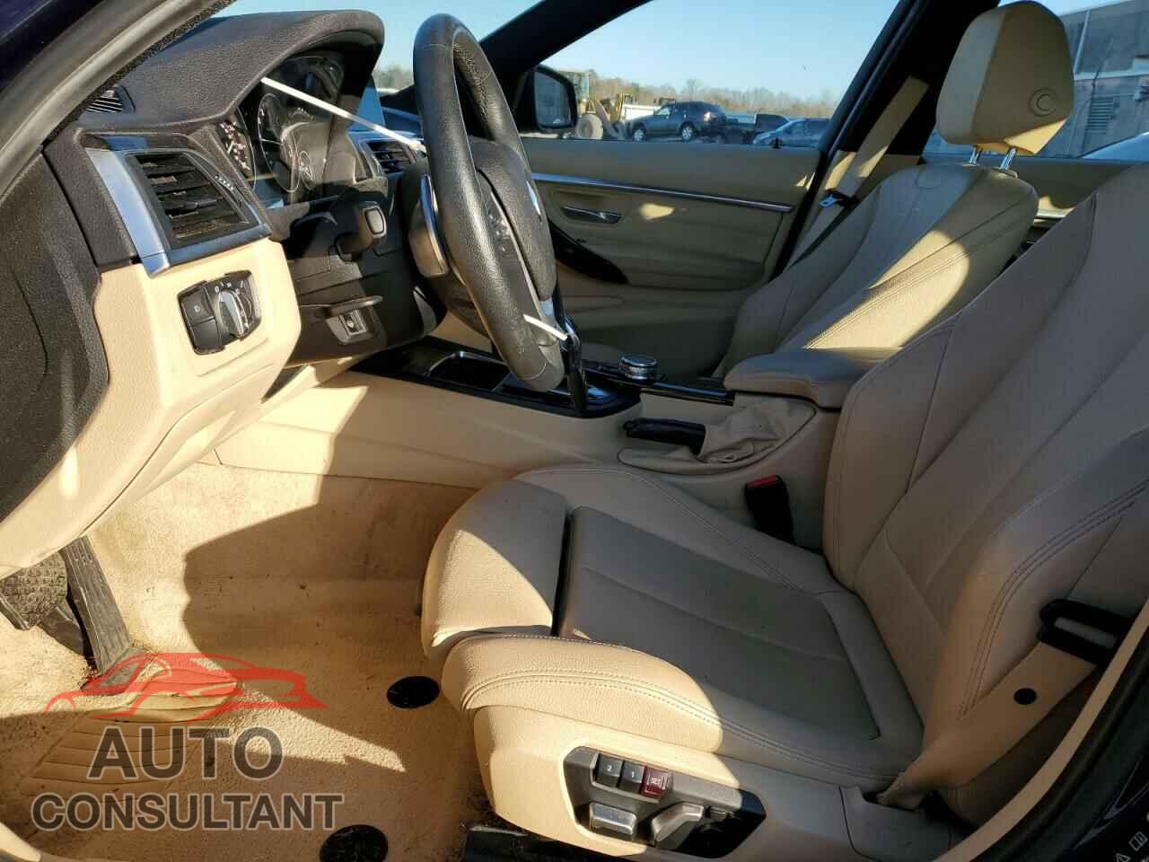 BMW 3 SERIES 2016 - WBA8E3G59GNU38548