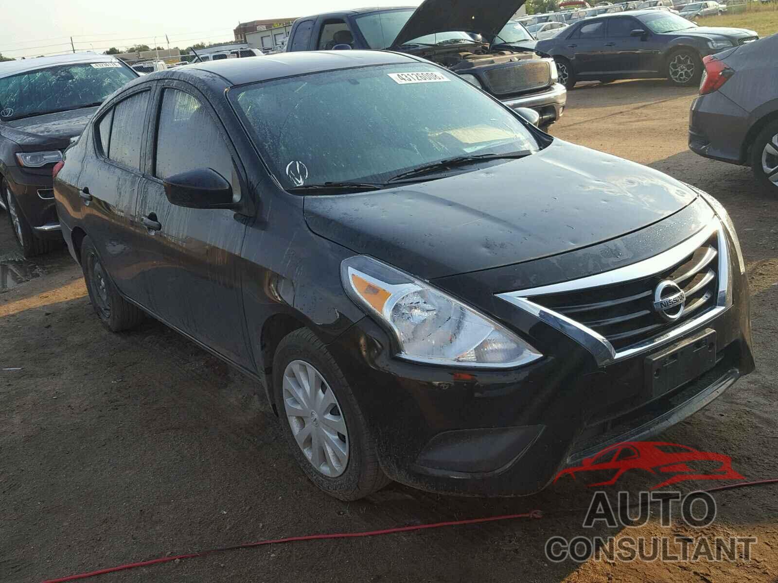 NISSAN VERSA 2017 - 3N1CN7AP5HL827318