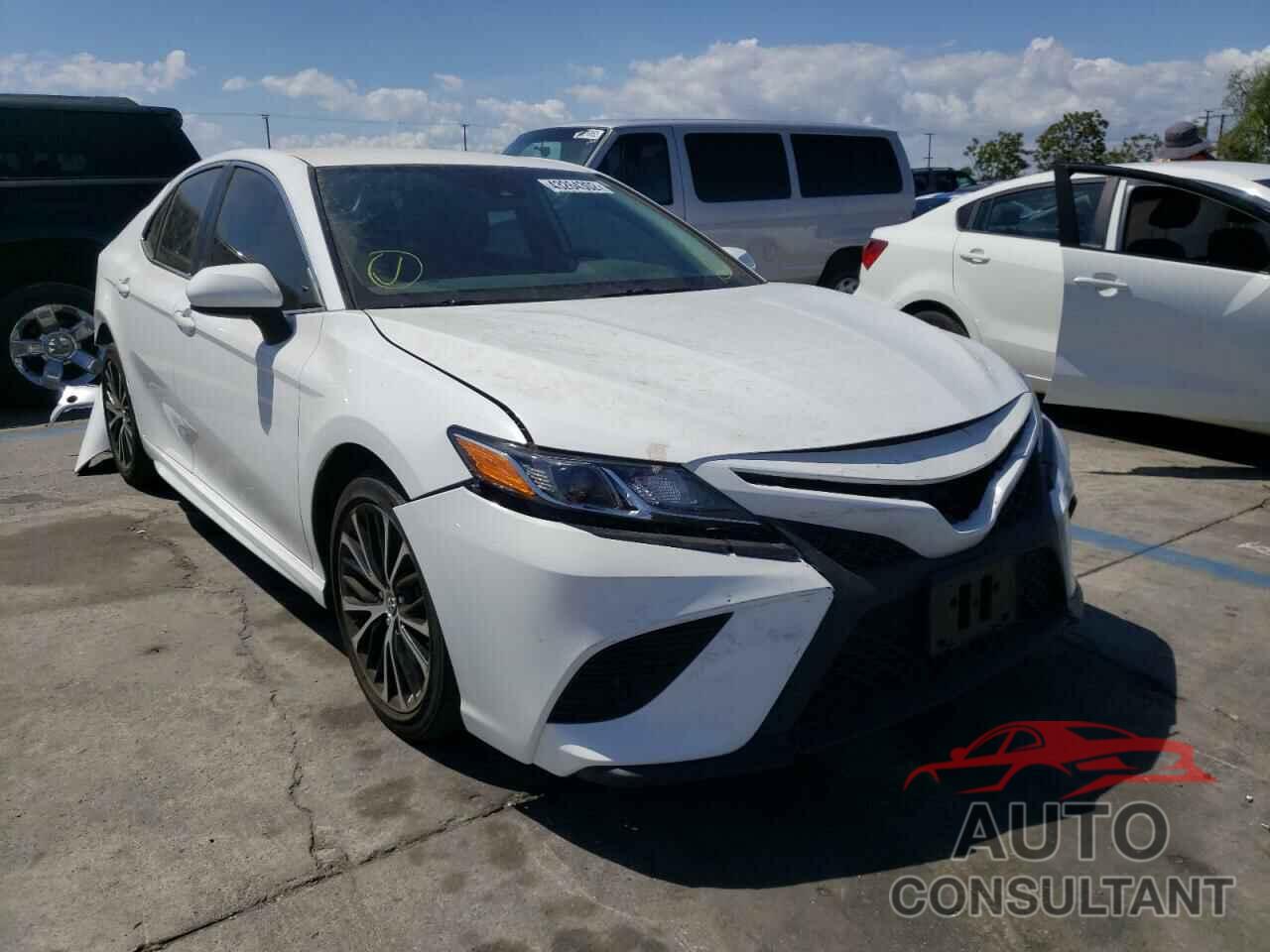 TOYOTA CAMRY 2019 - 4T1B11HKXKU203440