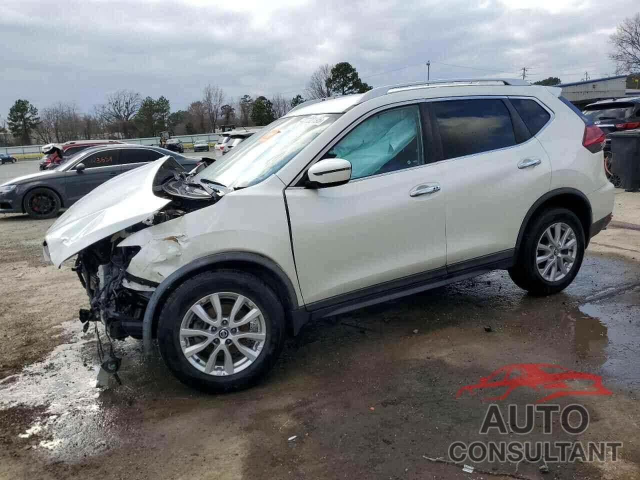 NISSAN ROGUE 2017 - KNMAT2MV7HP590522