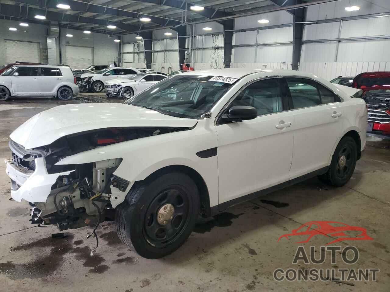 FORD TAURUS 2013 - 1FAHP2M8XDG227273