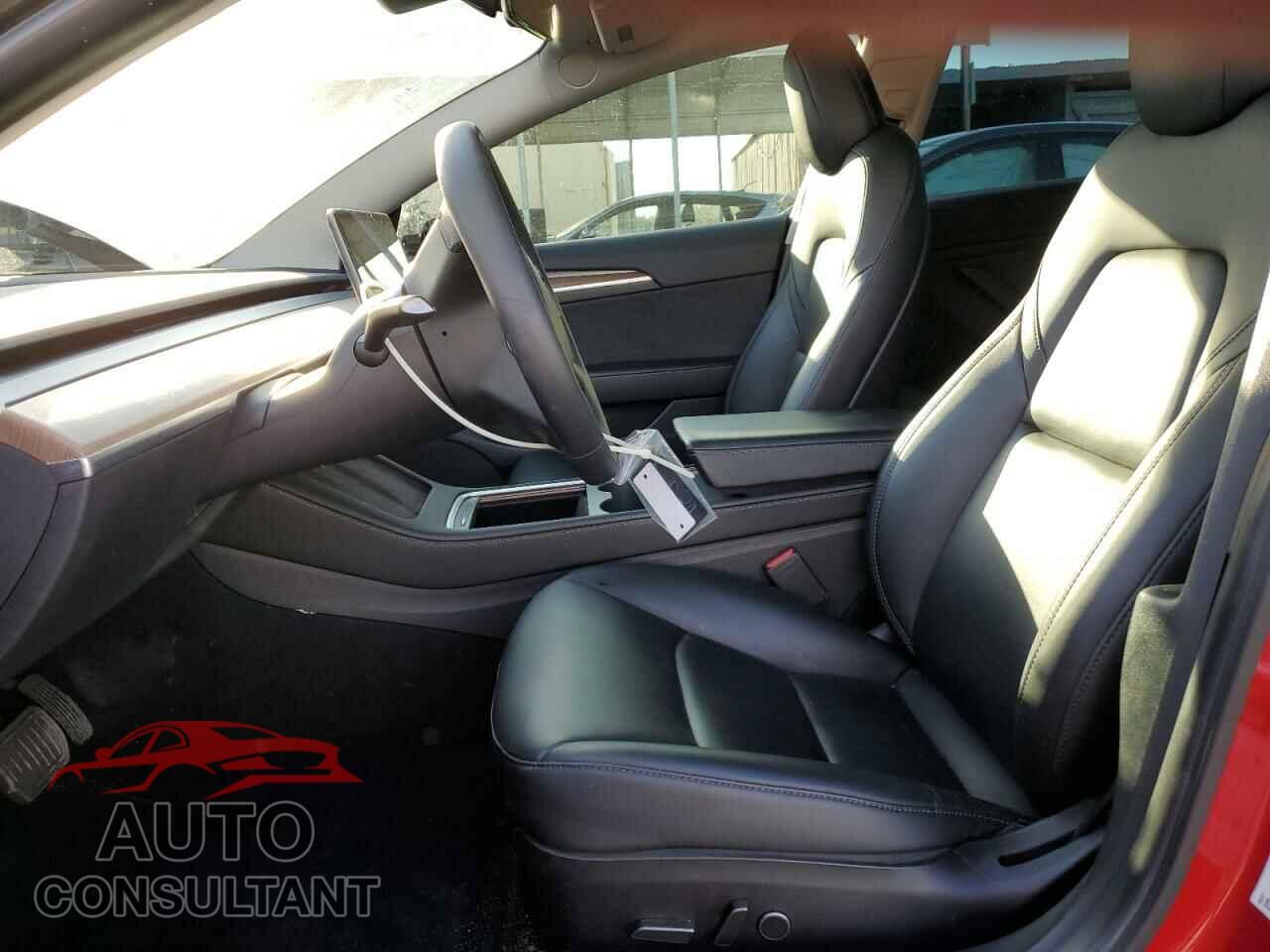 TESLA MODEL 3 2021 - 5YJ3E1EA4MF069500