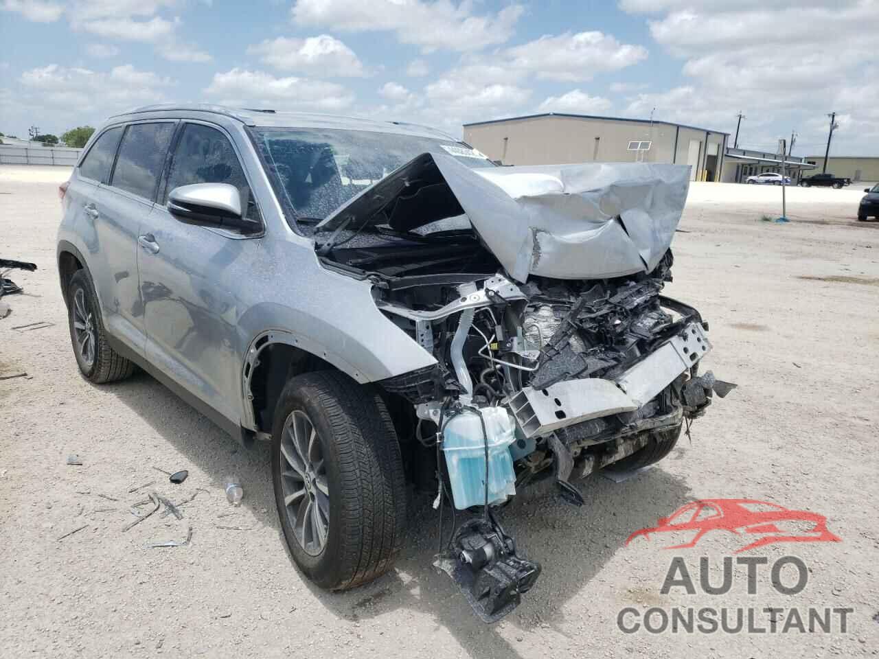 TOYOTA HIGHLANDER 2019 - 5TDKZRFHXKS573830