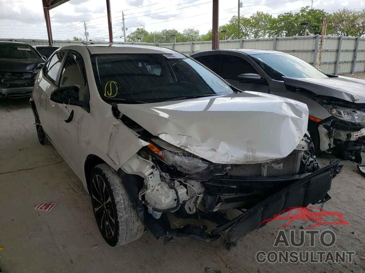 TOYOTA COROLLA 2018 - 5YFBURHE3JP764708