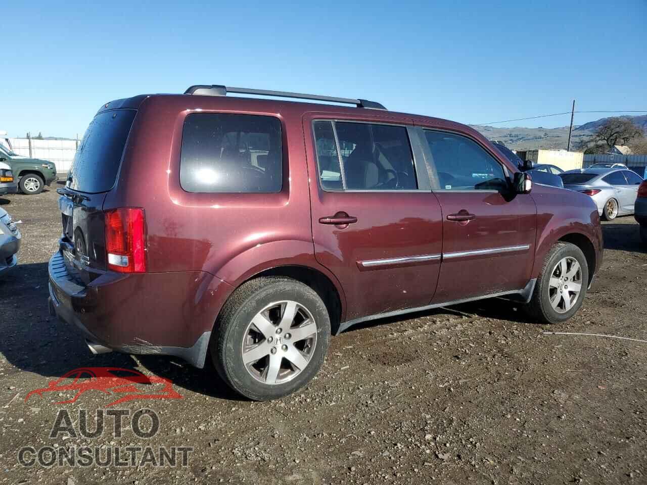 HONDA PILOT 2013 - 5FNYF4H96DB025813