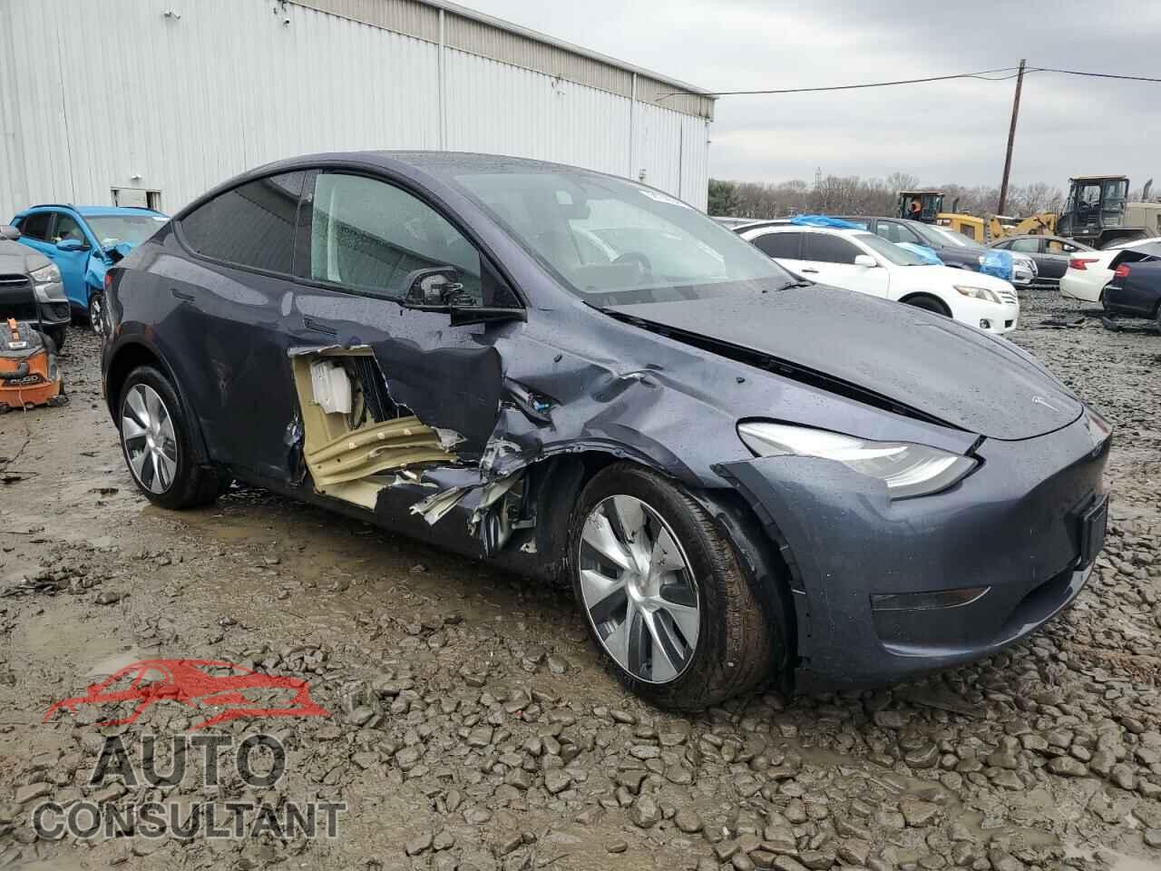 TESLA MODEL Y 2023 - 7SAYGDEE9PA156785