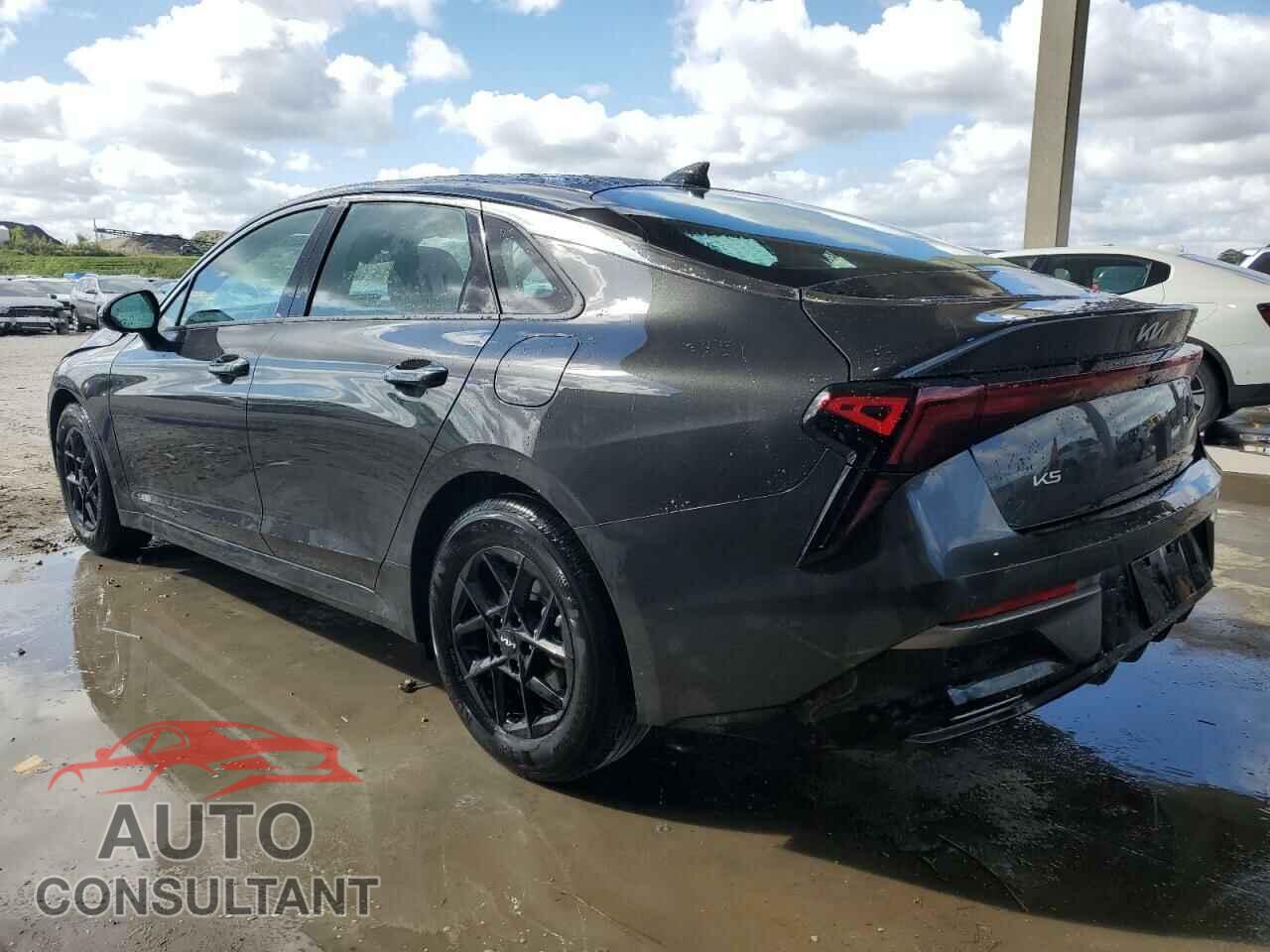 KIA K5 2025 - KNAG24J71S5338568