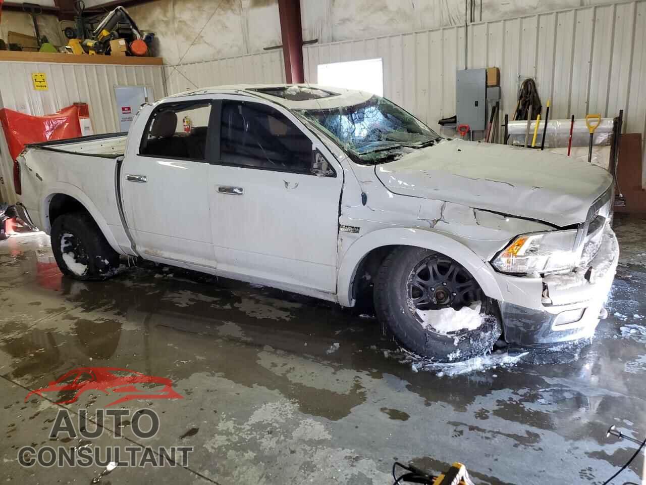 DODGE RAM 1500 2012 - 1C6RD7NT3CS155875
