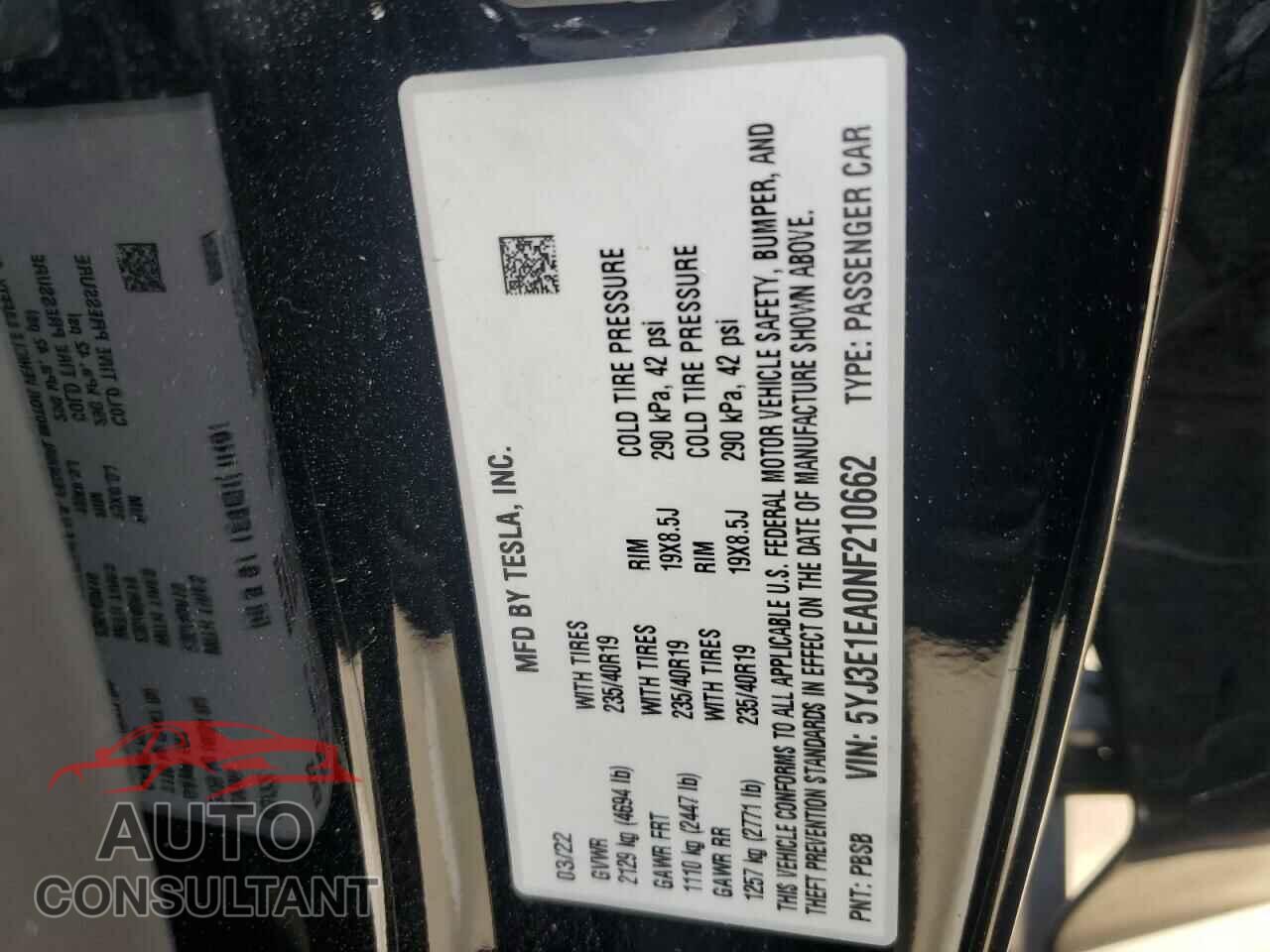 TESLA MODEL 3 2022 - 5YJ3E1EA0NF210662