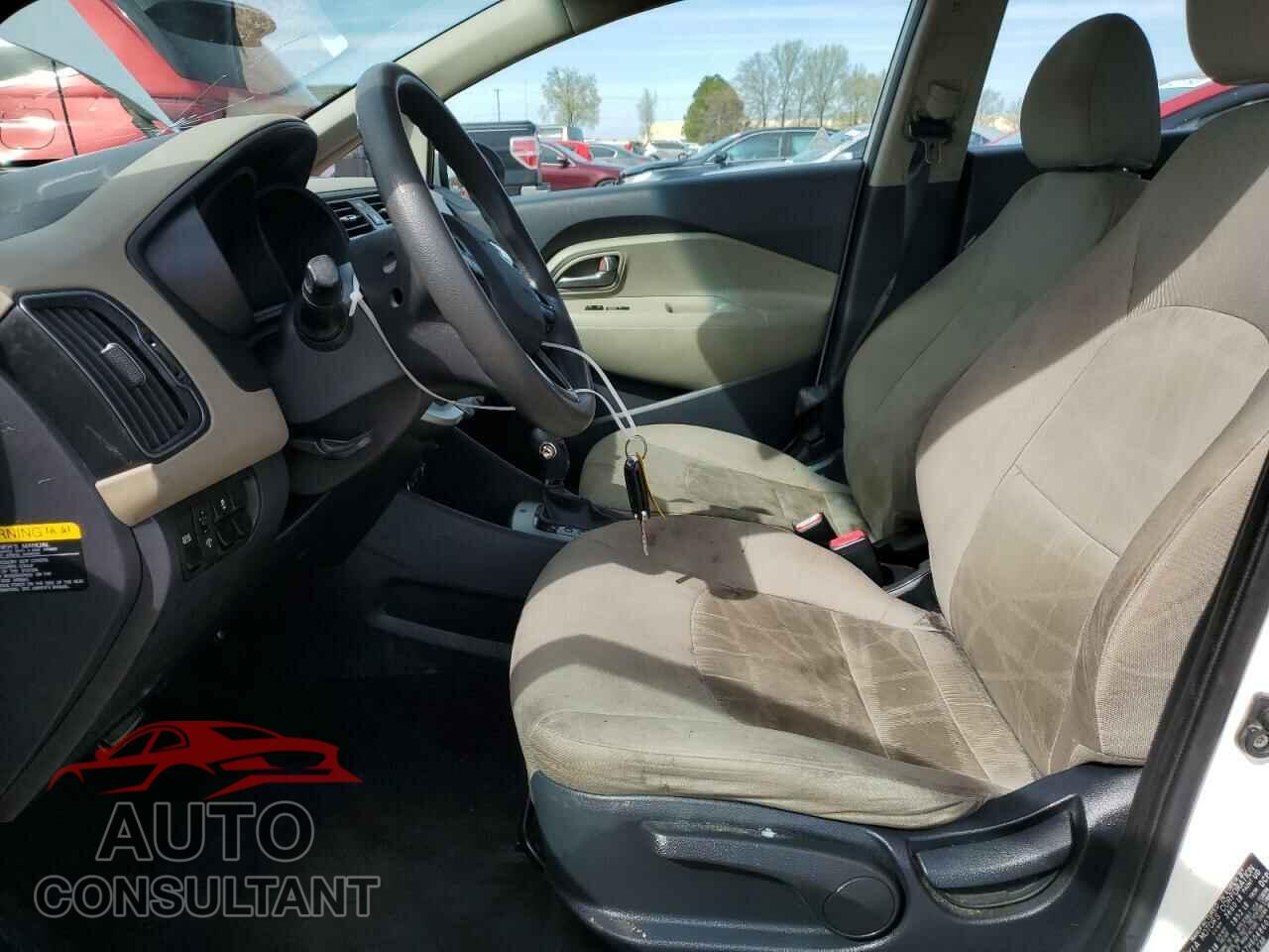 KIA RIO 2017 - KNADM4A37H6048607