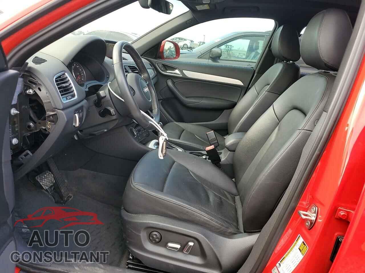 AUDI Q3 2018 - WA1BCCFS3JR032555