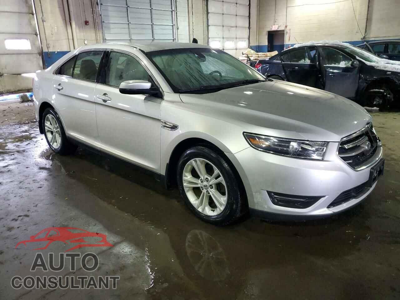 FORD TAURUS 2015 - 1FAHP2H84FG150512