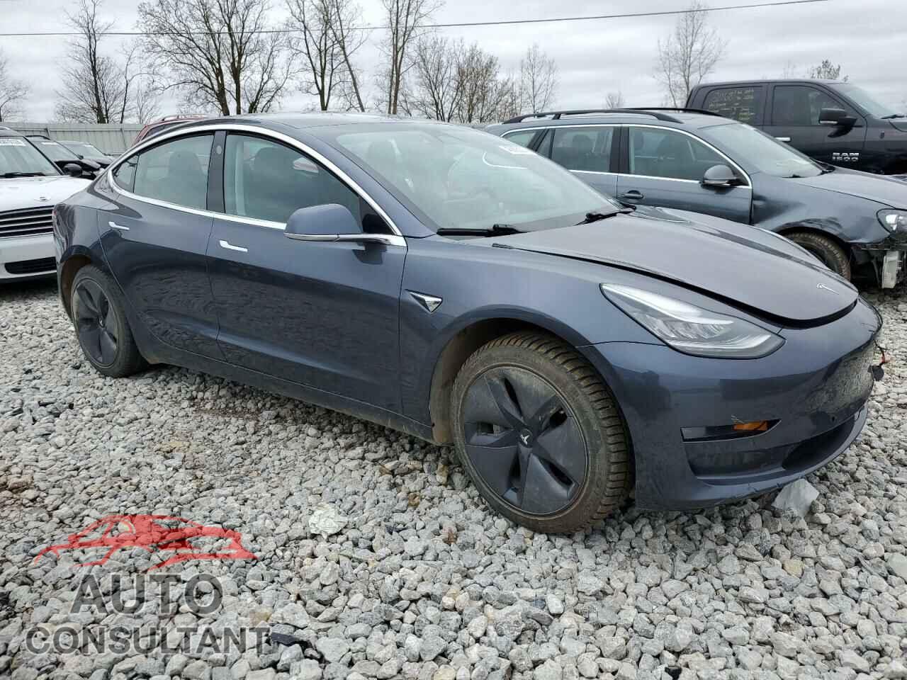 TESLA MODEL 3 2018 - 5YJ3E1EA8JF030467