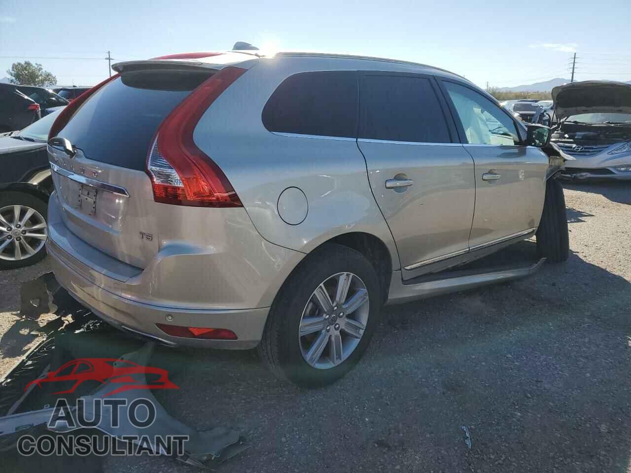 VOLVO XC60 2017 - YV440MDU0H2010448