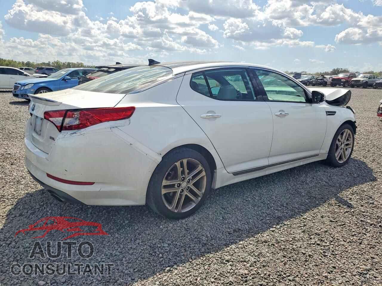 KIA OPTIMA 2013 - 5XXGR4A64DG233544