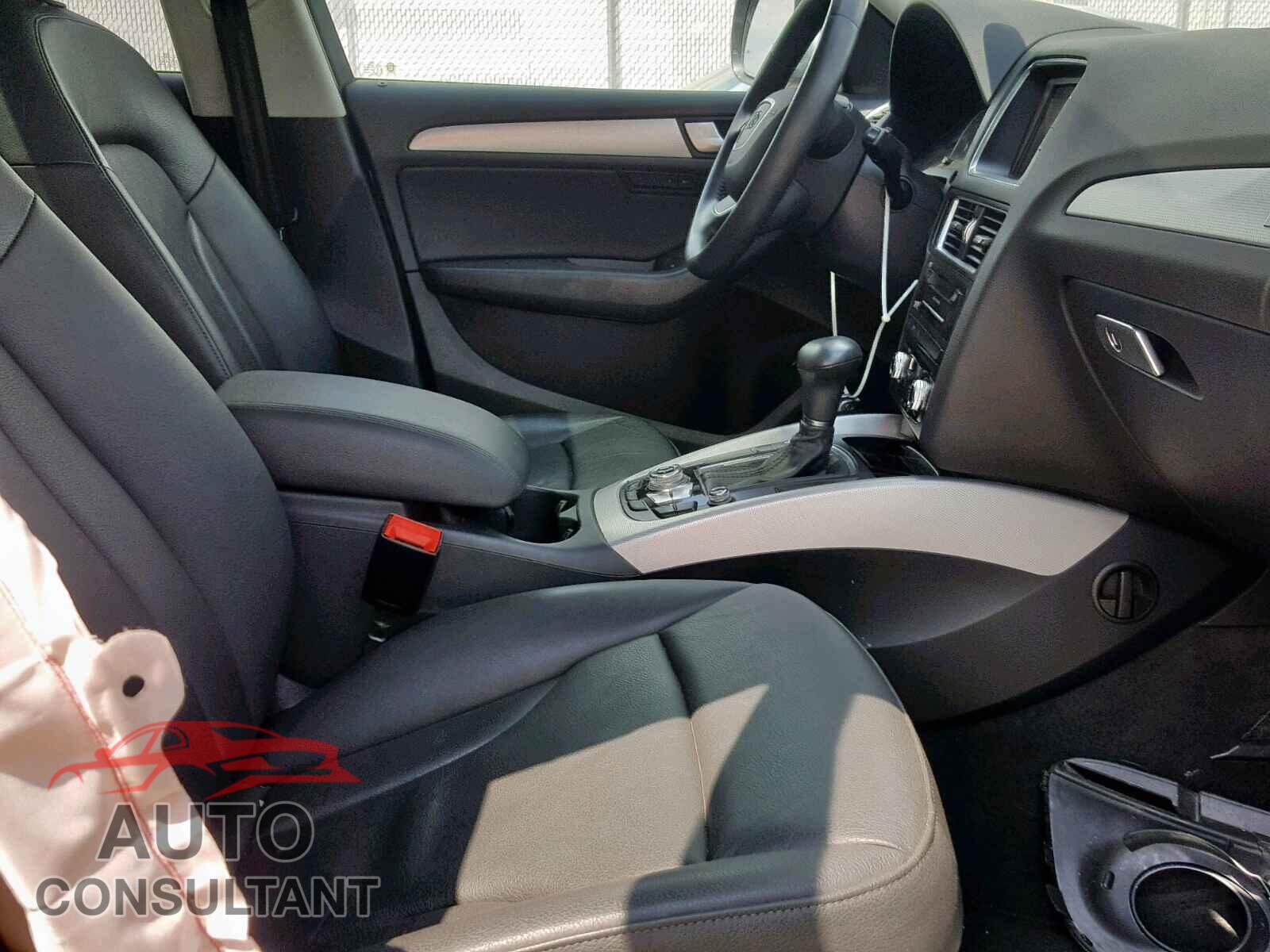 AUDI Q5 2013 - WA1LFAFP1DA037560
