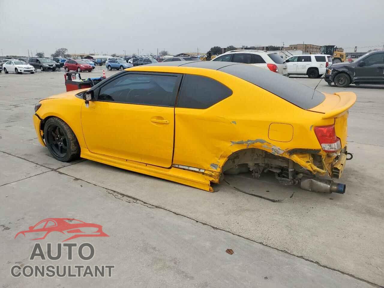 TOYOTA SCION 2012 - JTKJF5C77C3023084