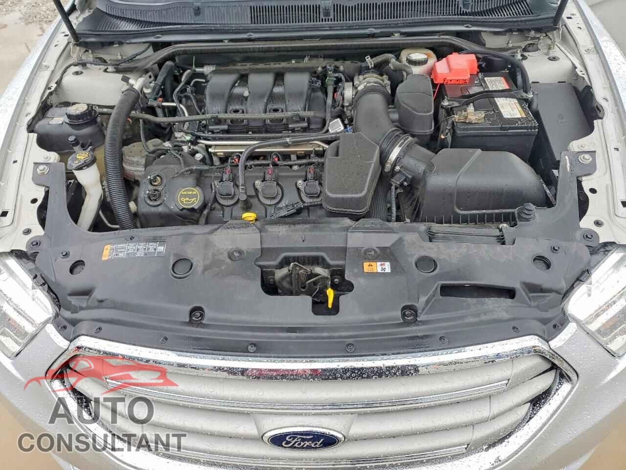 FORD TAURUS 2015 - 1FAHP2E81FG161195