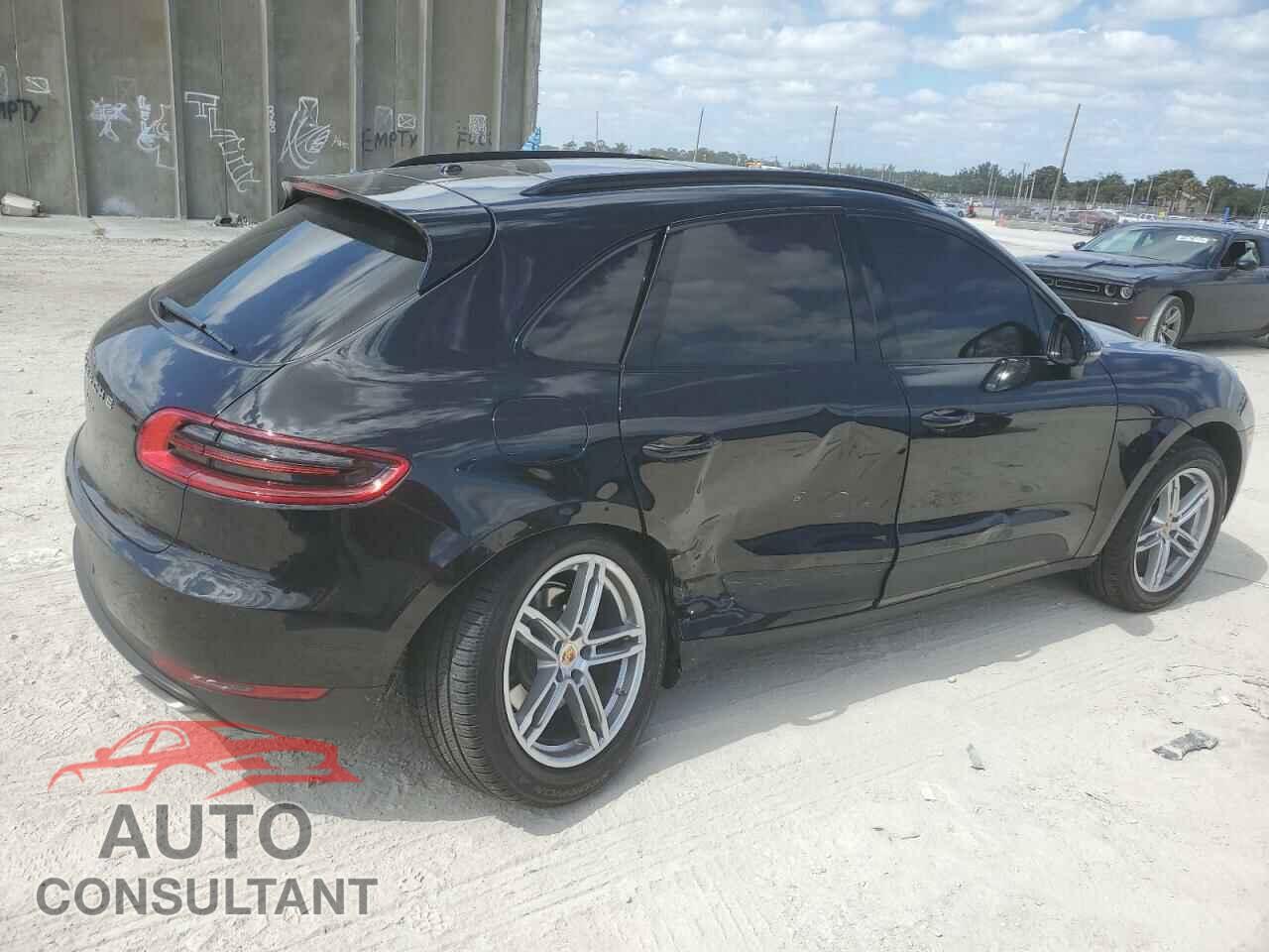 PORSCHE MACAN 2018 - WP1AA2A59JLB19977