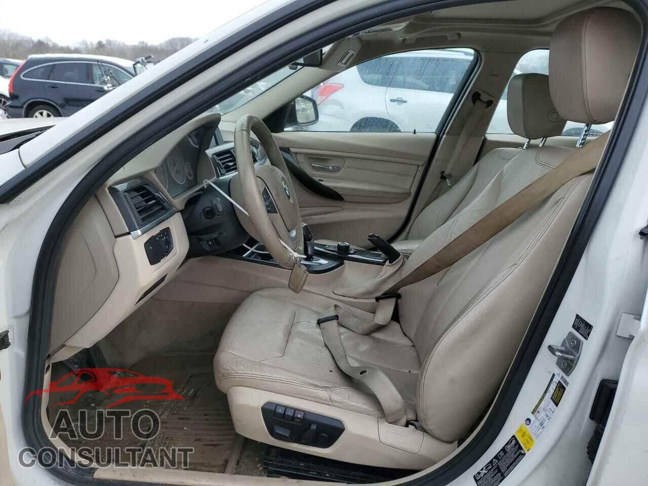 BMW 3 SERIES 2013 - WBA3B5C53DF590089